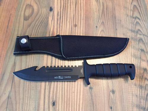 Black Steel Hunting Knife