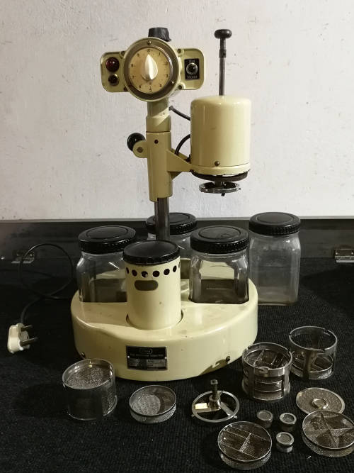 Elna clock and watch parts cleaning machine