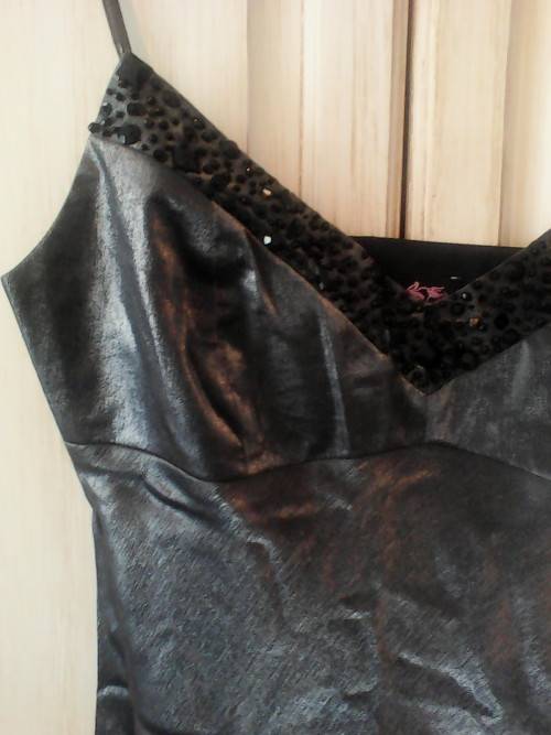 GORGEOUS GREY EVENING DRESS (SIZE 12/36 'HIP HOP')