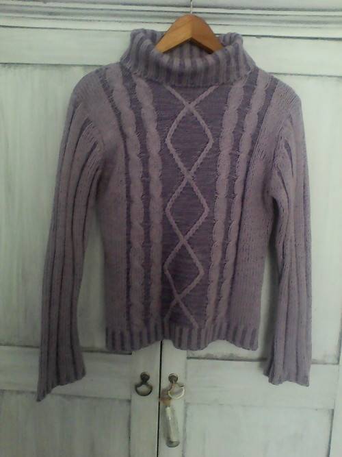 GORGEOUS PINK CABLEKNIT POLONECK (SIZE M/10)