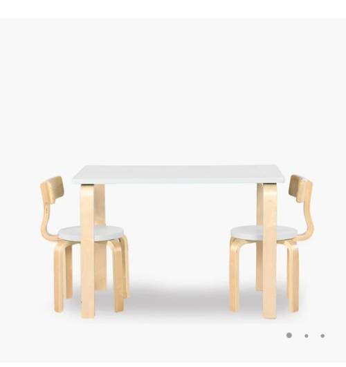 KIDS TABLE & CHAIR SET *MR PRICE*