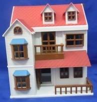 Plastic Front House - Doll House (+- 21x19x15cm)
