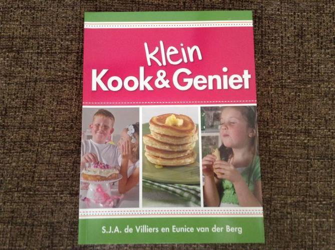 Klein Kook & Geniet (sagteband) - SJA de Villiers & Eunice van der Berg