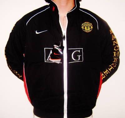 Large  ( NIke ) - Mens Manchester United Thick Padded Jacket