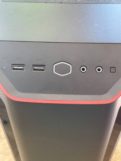 Coolermaster mb511 gaming computer case.n