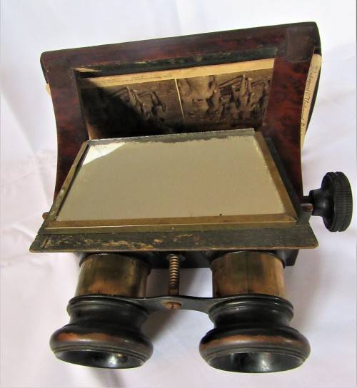 BOER WAR STEREOSCOPE WITH 76 BOER WAR CARDS, PLUS 49 WWI CARDS RARE!!!!!