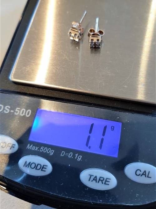Quality pr of 9ct gold Pierced ears Diamond earrings 4 block shape genuine 9 carat gold butterflies.