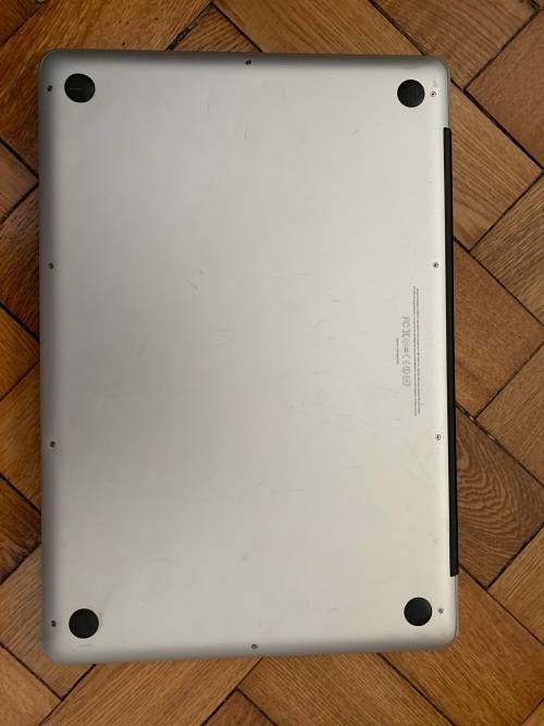 Macbook Pro Early 2011 Core i7, 4gb RAM, 500gb HDD - Faulty!