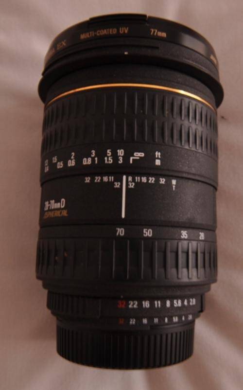 SIGMA 28-70mmD ASPHERICAL LENS + MACRO FOR NIKON