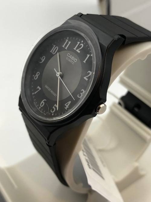 Casio Mens MQ24L-1B3 Analogue Quartz Watch