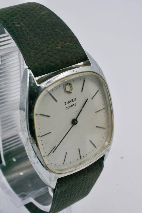 Timex Base metal Watch (Quartz)