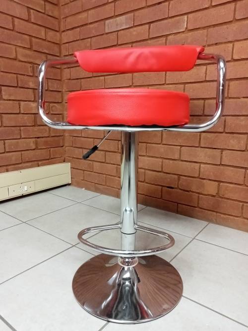 Bar Stools with Arms and Chrome Base - 1 Red (Secondhand)
