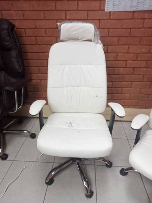 Comfortable PU Leather Office Chair (Choose between Black, Brown and White)