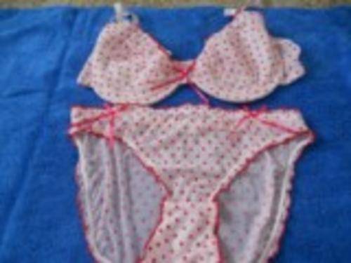36C Pink polka dot set