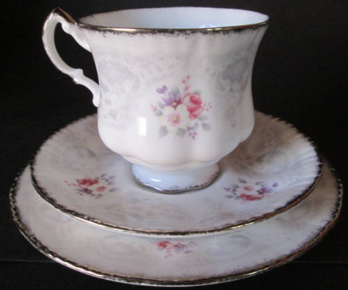 Paragon Trio 'Bridal Lace'