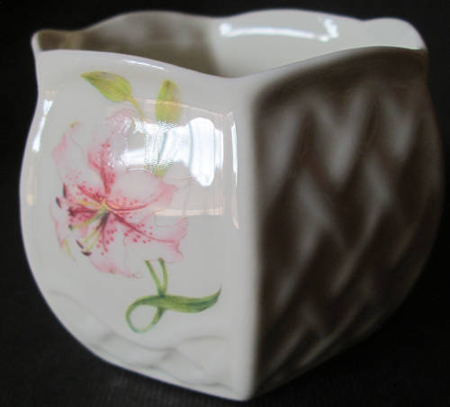 Belleek Ireland Country Trellis Violet Bud Vase Votive Candle Holder