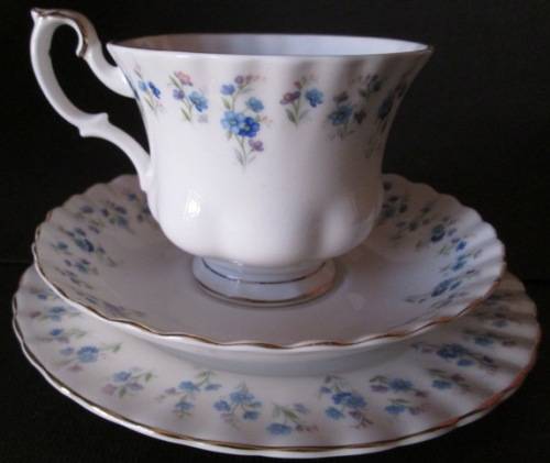 Royal Albert Trio 'Memory Lane'