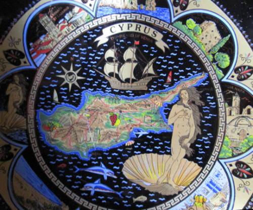Hand Made Greece 24 K Gold Hart Shape Dish 'Cyprus'