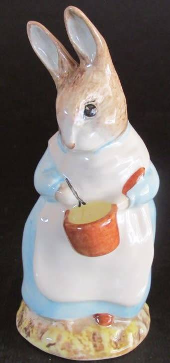 Beswick Beatrix Potter 'Mrs Rabbit Cooking' with box