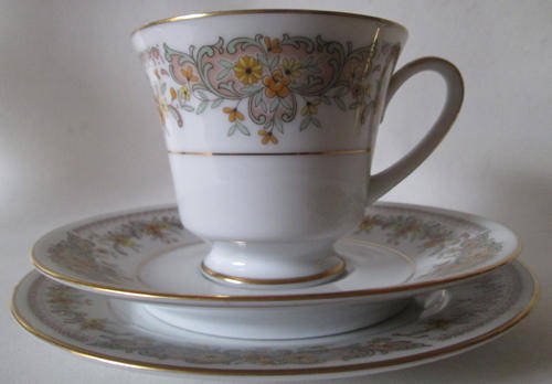 Noritake Trio "Clara"