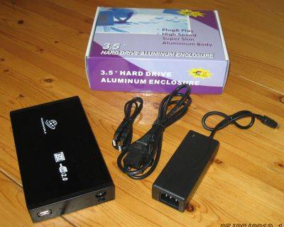 3.5 inch  Aluminum Plug & Play SATA to USB Hard Drive Enclosure
