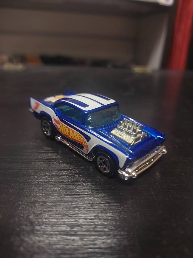 HOT WHEELS '57 CHEVY