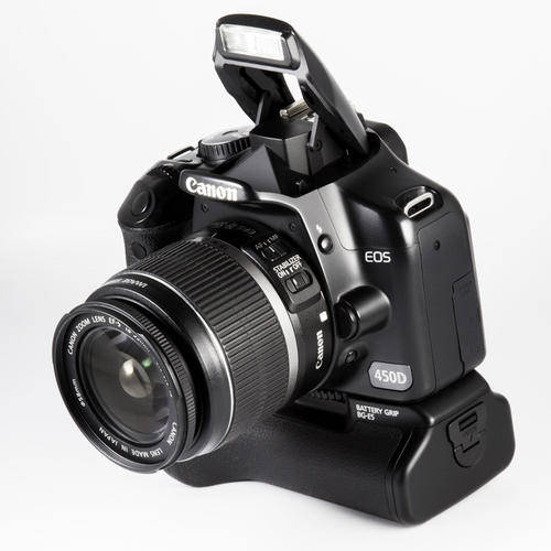 Canon EOS 450D 12.2Mp DSLR Kit with Canon BG-E5 Battery Grip