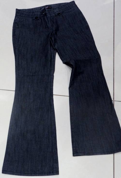 Woman's Jeans size 8 Insync