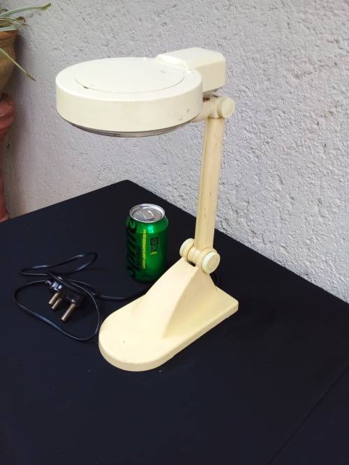 JEWELRY AND WATCH MAKING MAGNIFYING LAMP - 100% WORKING -  ADJUSTABLE