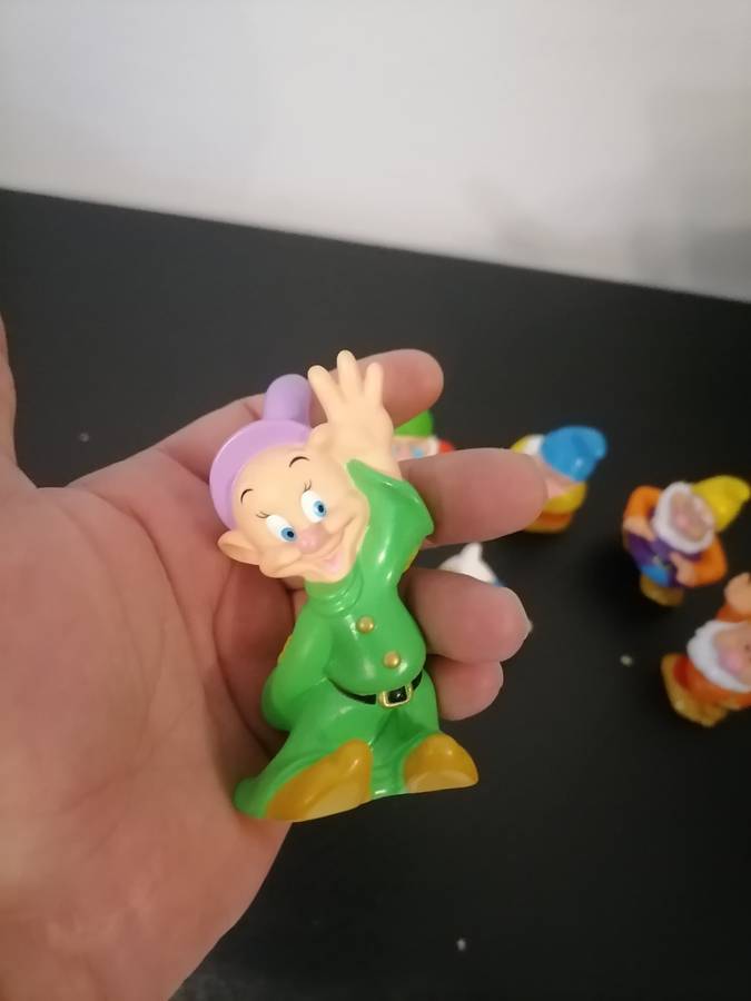 Vintage Walt Disney Productions the 7 Dwarfs Figurines - AMAZING CONDITION