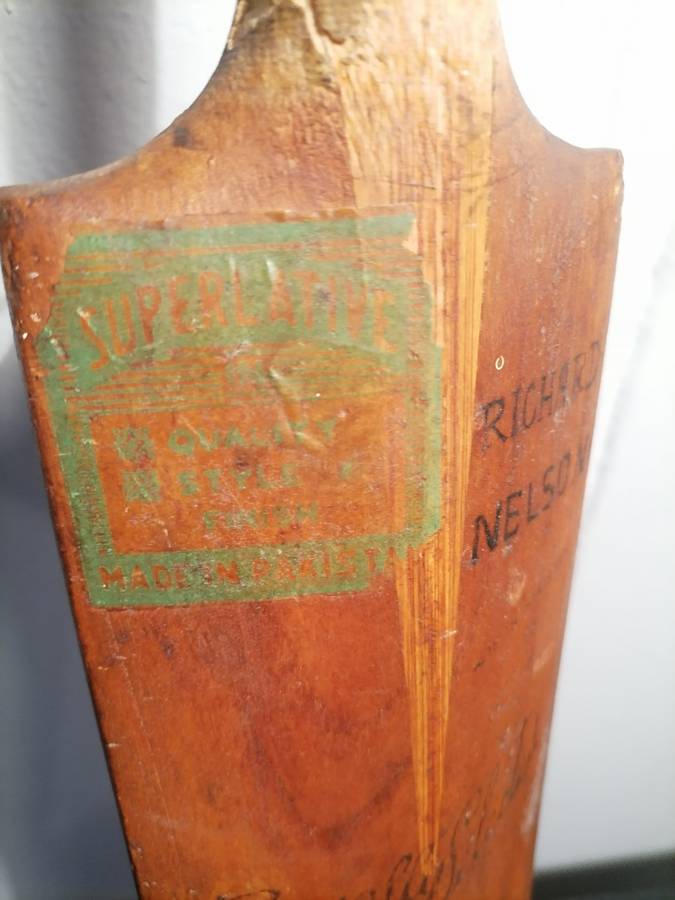 Vintage - Richard Nelson specially selected cricket bat made in Pakistan - AMAZING CONDITION