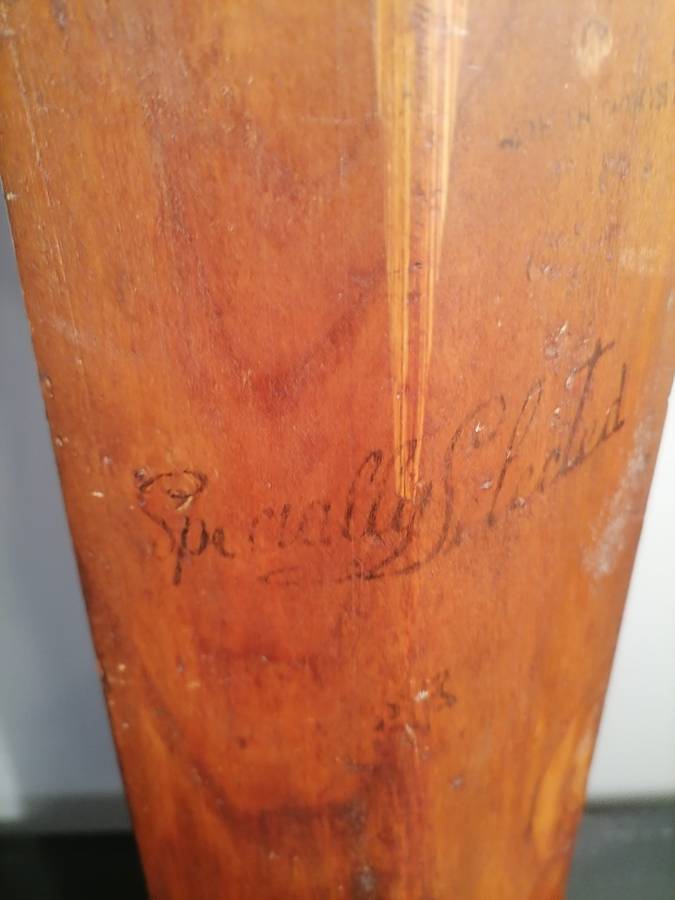 Vintage - Richard Nelson specially selected cricket bat made in Pakistan - AMAZING CONDITION