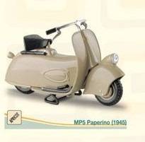 VESPA MP5 PAPERINO (1945) by MAISTO, SCALE 1:18 NEW IN BOX