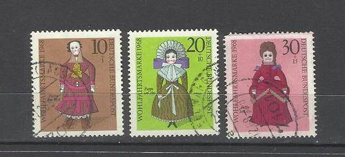 Deutsche Bundepost. Group of 3 women stamps. Used slightly hinged