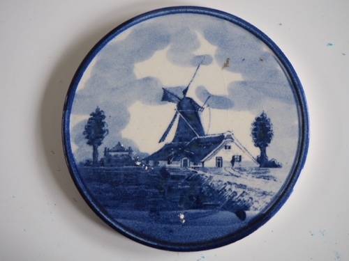 Beautiful delft coffee coaster - typical dutch scene