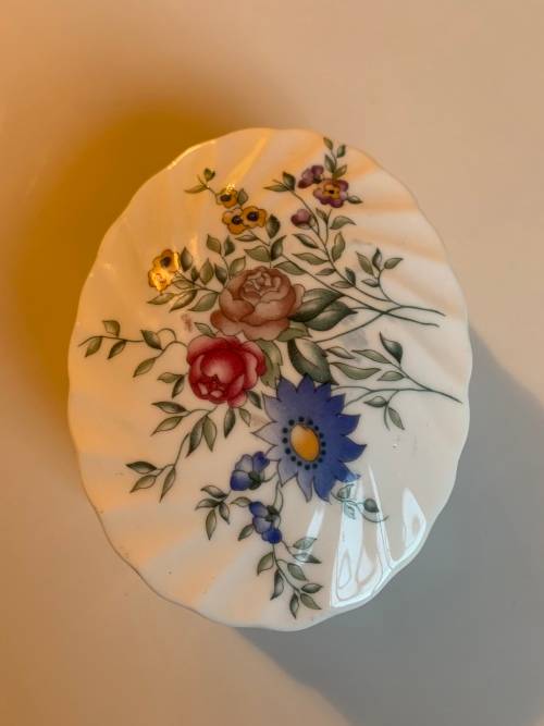 Wedgwood Avebury trinket box