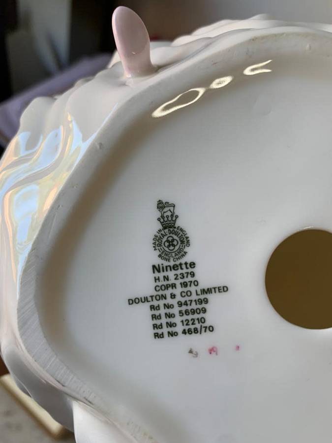 Beautiful large Royal Doulton figurine `Ninette` - minor damage