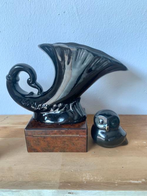 Large Collectable Lucia Ware Cornucopia Vase In Perfect Condition - Pudo Is R50