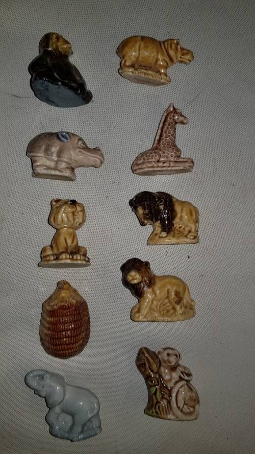 Vintage lot of 10  wade whimseys