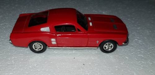 Ford mustang in mint condition 1:43 scale