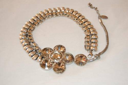 DONT MISS THIS ! STUNNING FLOWER CRYSTAL UNIQUE RODIUM PLATED NECKLACE FOR WEDDING .MATRIC FAREWELL