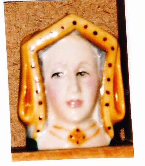 Headshape pseudo thimble of Catherine of Aragon. Made by Staffordshire (Franscesca) signed "KT"