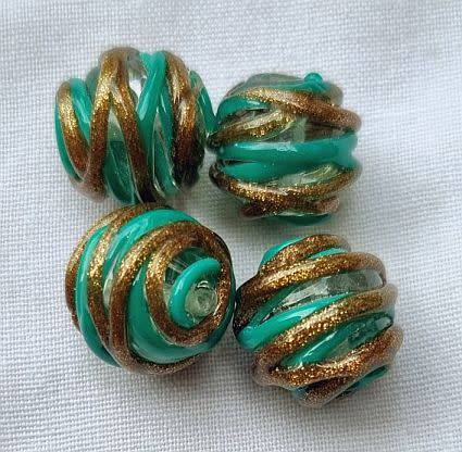 1Pc x (+/-14mm) Green and Gold Sand, Round Handmade Lampwork Glass  Bead - Each