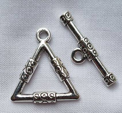 *Clearance Sale*Tibetan Style Silver Tone Triangle  Toggle Clasp  23x21mm - 1 Set