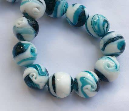 1Pc x (+/-14mm) White / Green, Round Handmade Lampwork Glass  Bead - Each