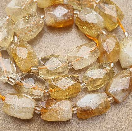 10 Pcs (+/- 16 x 12mm) Natural /  Citrine /  Cuboid  Beads