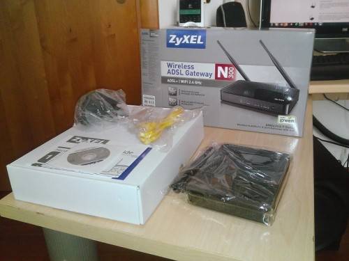 ZyXEL AMG1312-T10B N ADSL2 Wireless Router