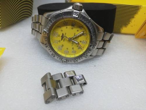 Brietling Superocean Auto
