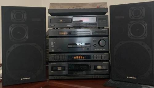 Vintage Pioneer Hi-fi collectors item RX-322