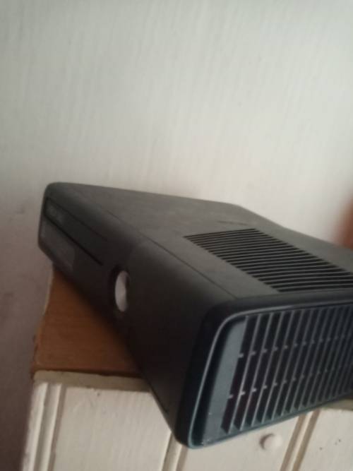 Xbox 360S RGH for parts or repair